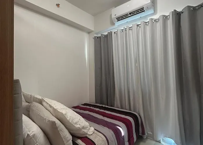 Lush Residences 1br Haven Makati Smart Tv Netflix Hi Speed Internet Apartment
